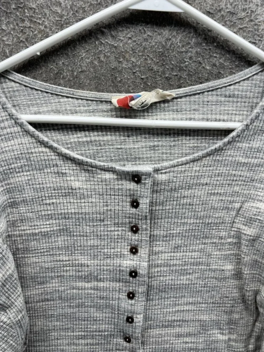 Free People Beach Shirt Women Medium Gray Cropped Henley Thermal Knit